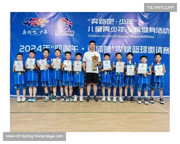 奥运赛场篮球争锋激烈精彩纷呈 世界强队争夺篮球荣耀 奥运赛场篮球争锋激烈精彩纷呈 世界强队争夺篮球荣耀